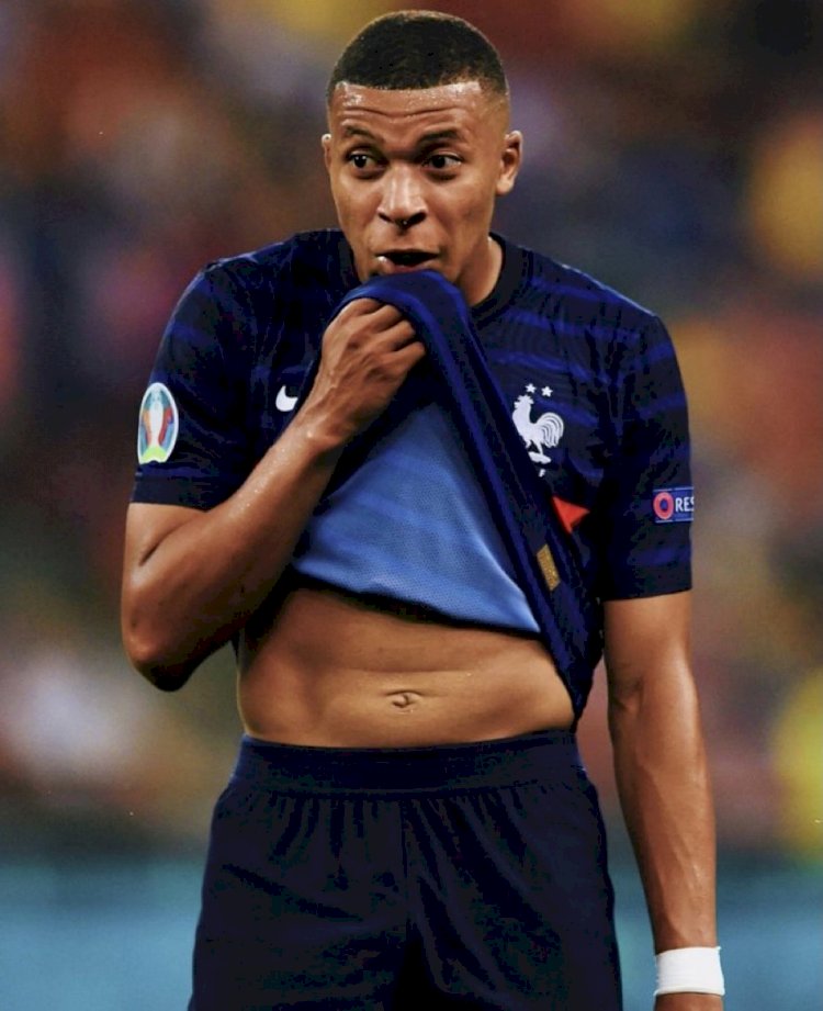 KYLIAN MBAPPE APOLOGIES FOR HIS MISSED PENALTY
